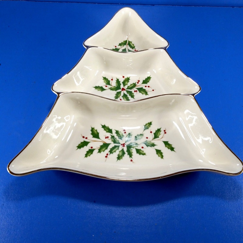 Lenox Fine China Holiday Christmas Tree Divided Serving Dish USA